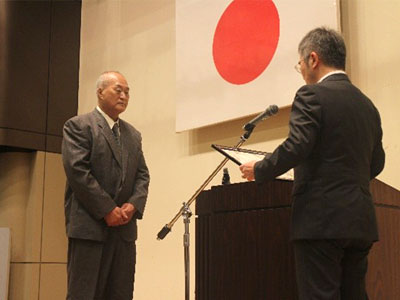 青森県高齢者知事顕彰状授与 三上 秀人さん