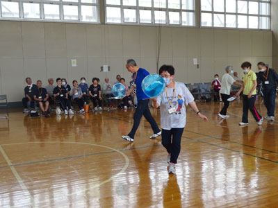 うちわリレー
